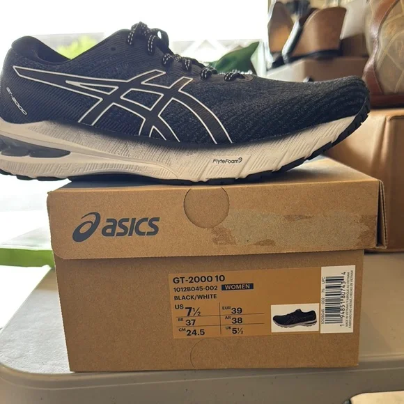 Asics Black and Gray Athletic Sneakers - Picture 5 of 5